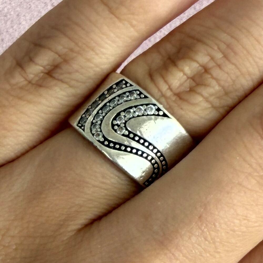 sterling silver wavy cz wide band ring size 6.5